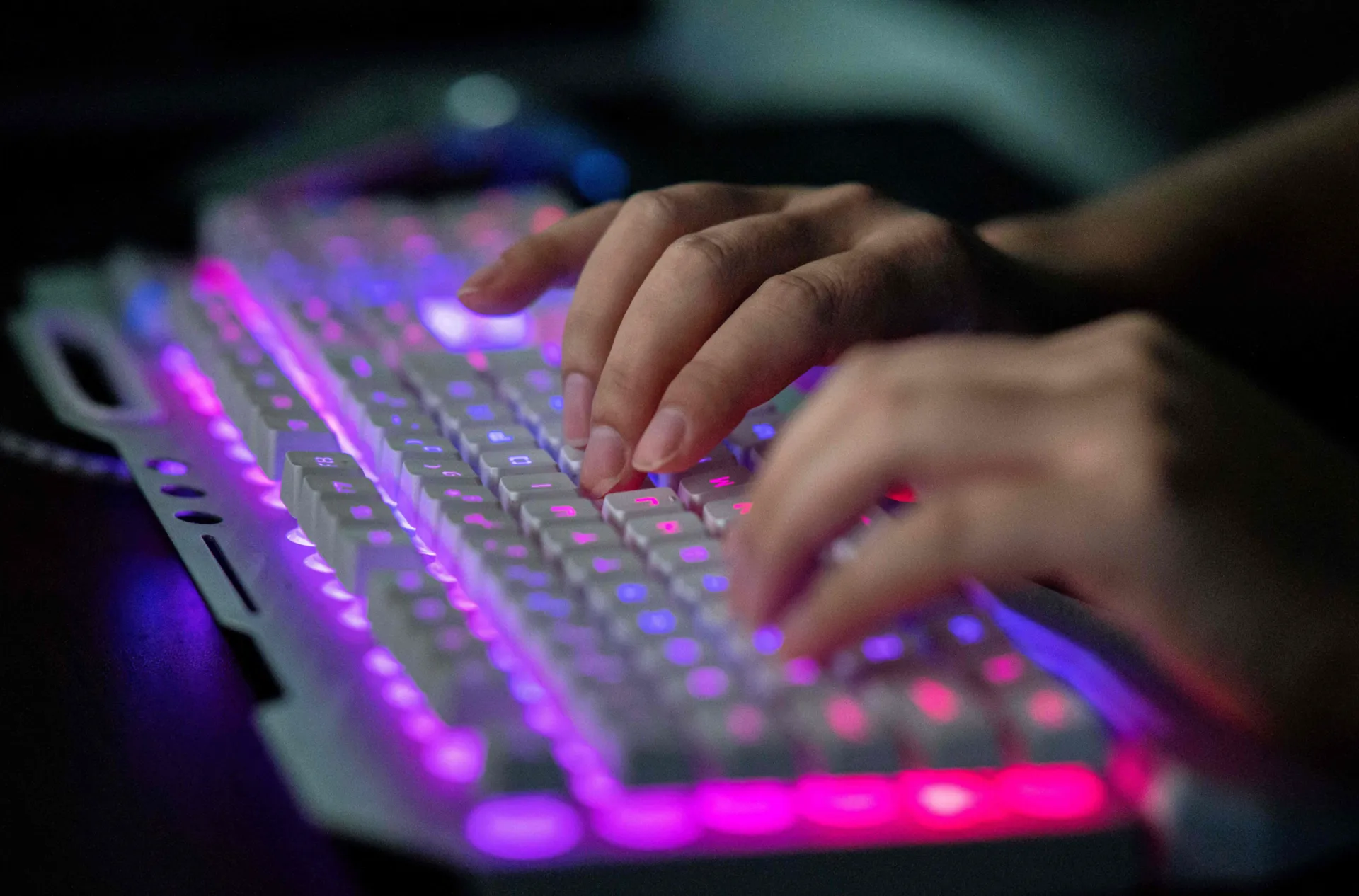 UK STRUGGLES TO GET A HANDLE ON ONLINE FRAUD